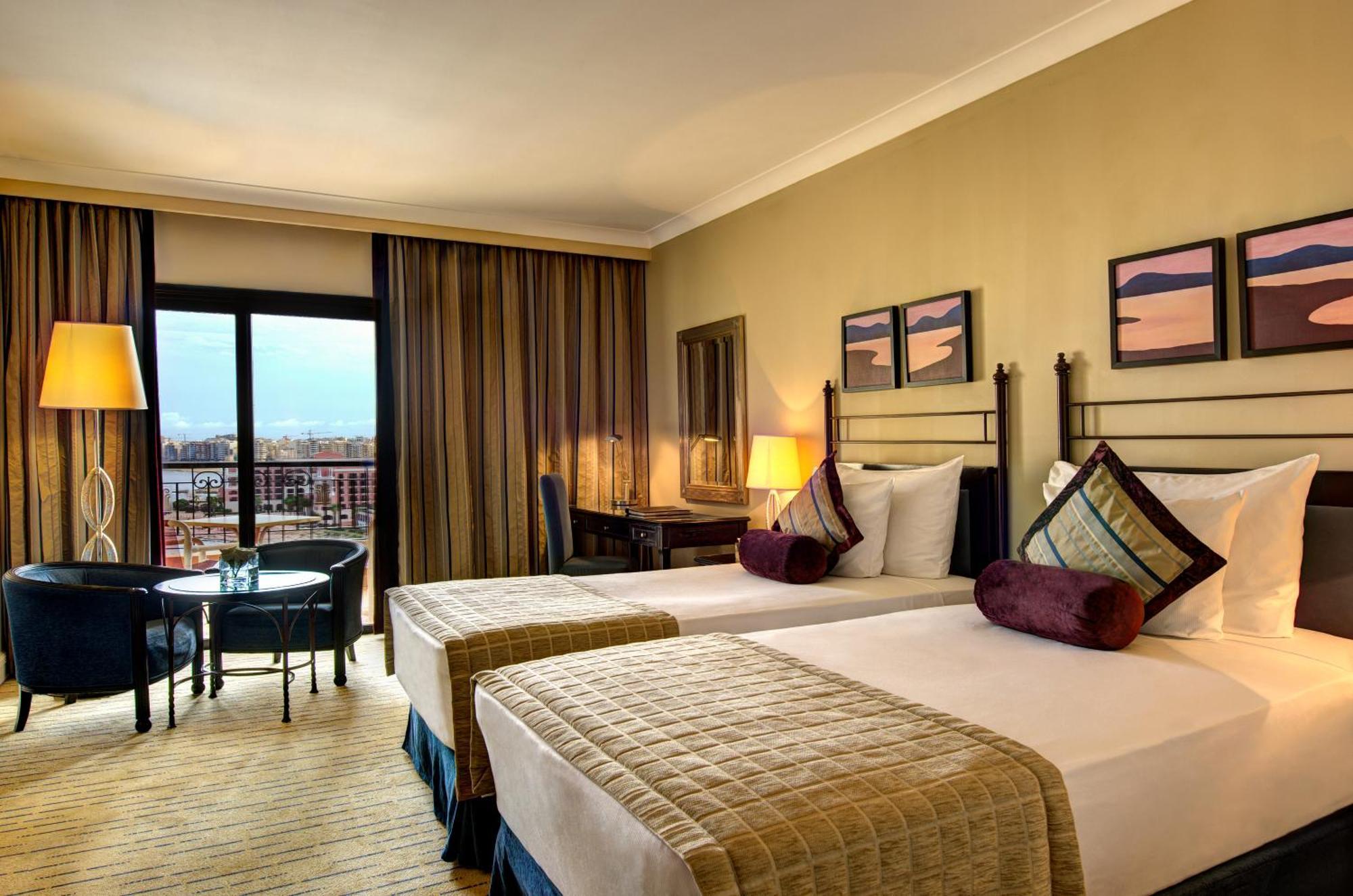 Corinthia St George'S Bay Hotel Saint Julian's Ngoại thất bức ảnh